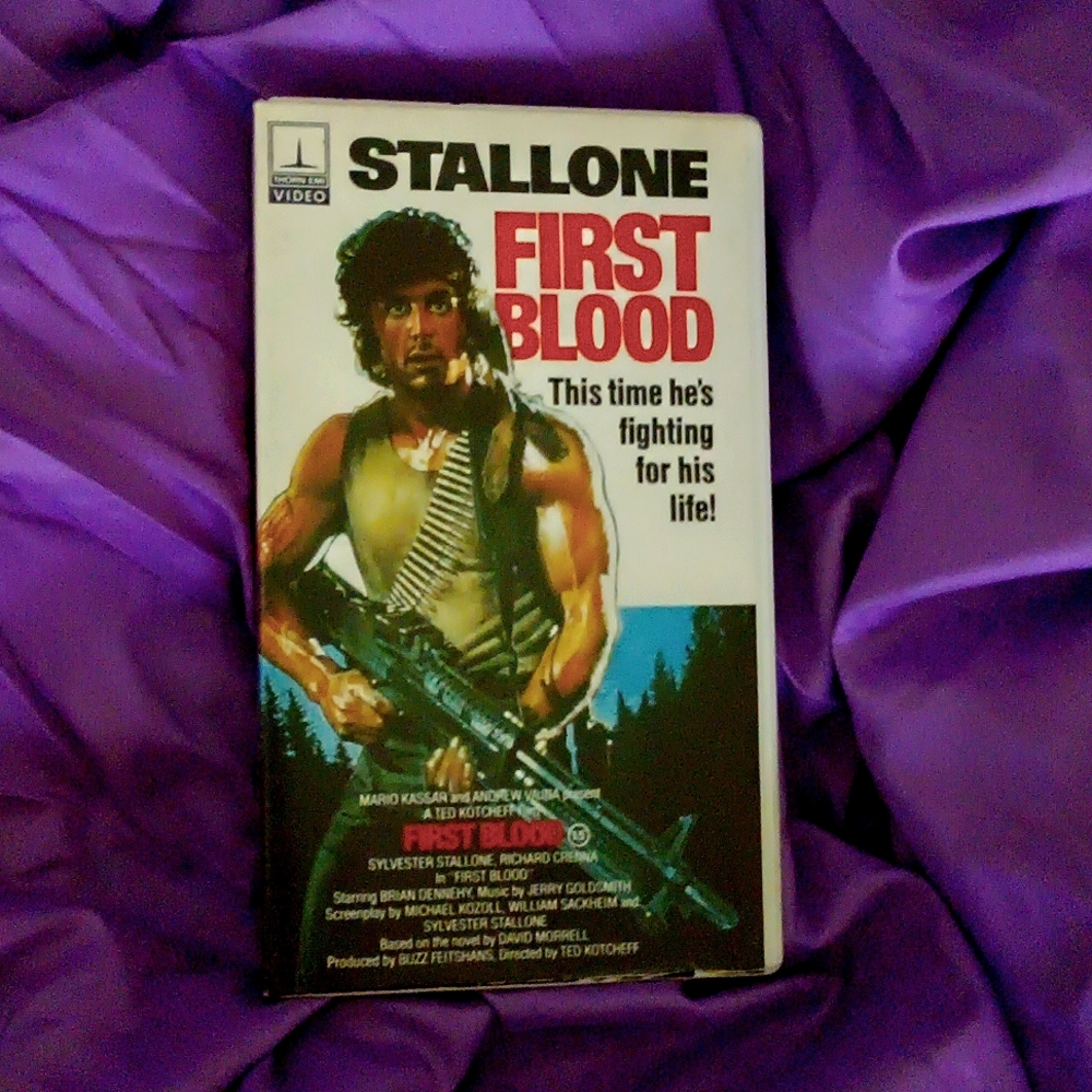 FIRST BLOOD VHS RAMBO - SYLVESTER STALLONE SUPER RARE 1982